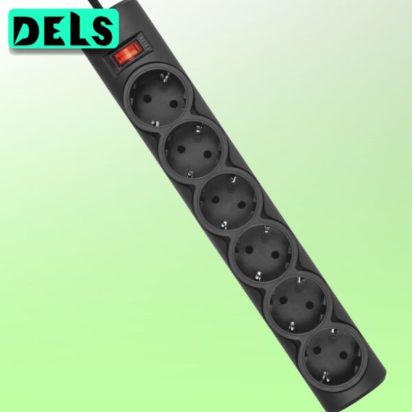 Defender DFS 153 Сетевой фильтр 3 м Черный